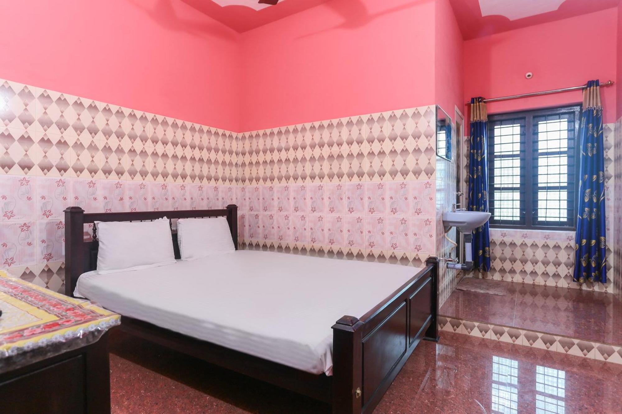 Hotel O Sree Bhadra Tourist Home Kollam Dış mekan fotoğraf