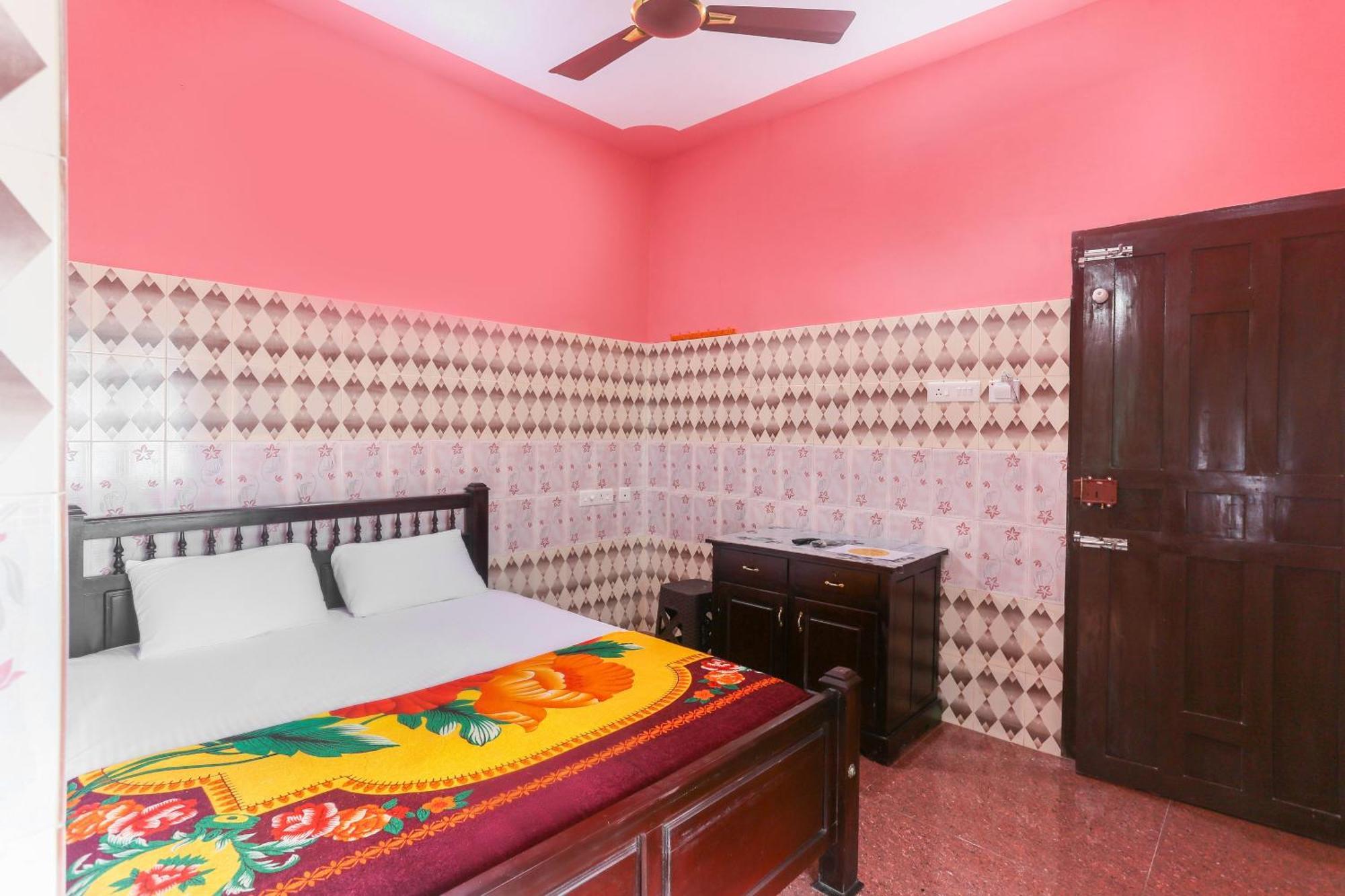 Hotel O Sree Bhadra Tourist Home Kollam Dış mekan fotoğraf