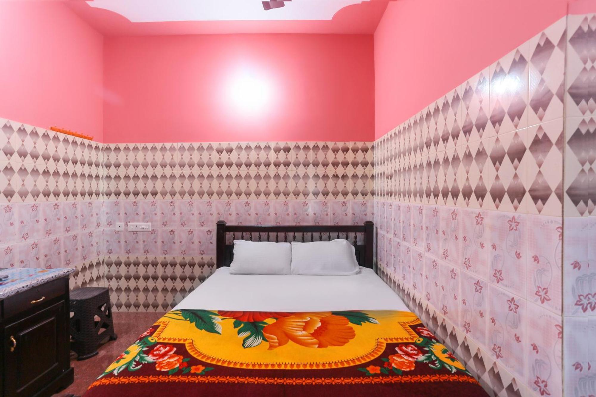 Hotel O Sree Bhadra Tourist Home Kollam Dış mekan fotoğraf